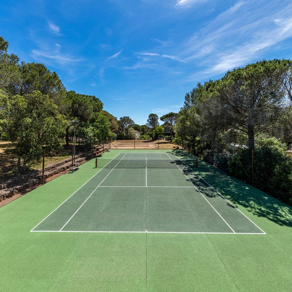 Cours de tennis Saint Raphael Cote d'azur
